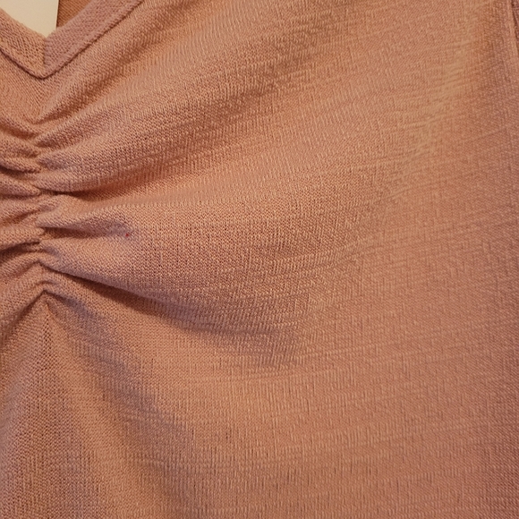 Pink top - Picture 2 of 2